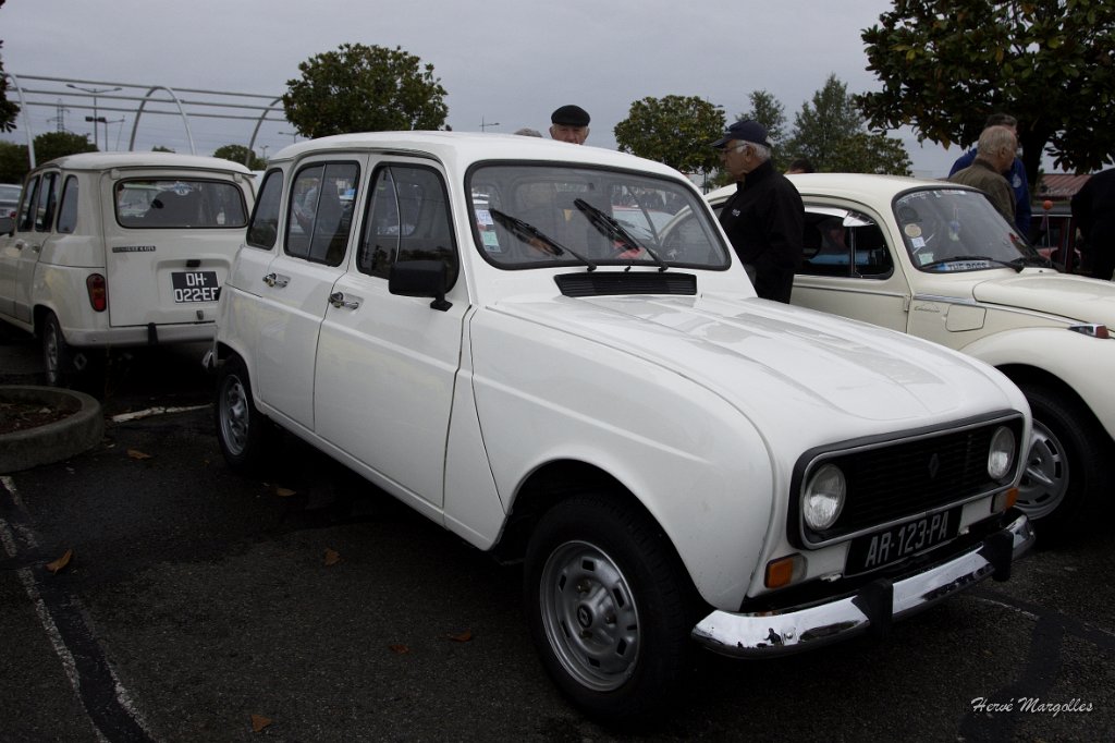 Renault-4L-01.jpg