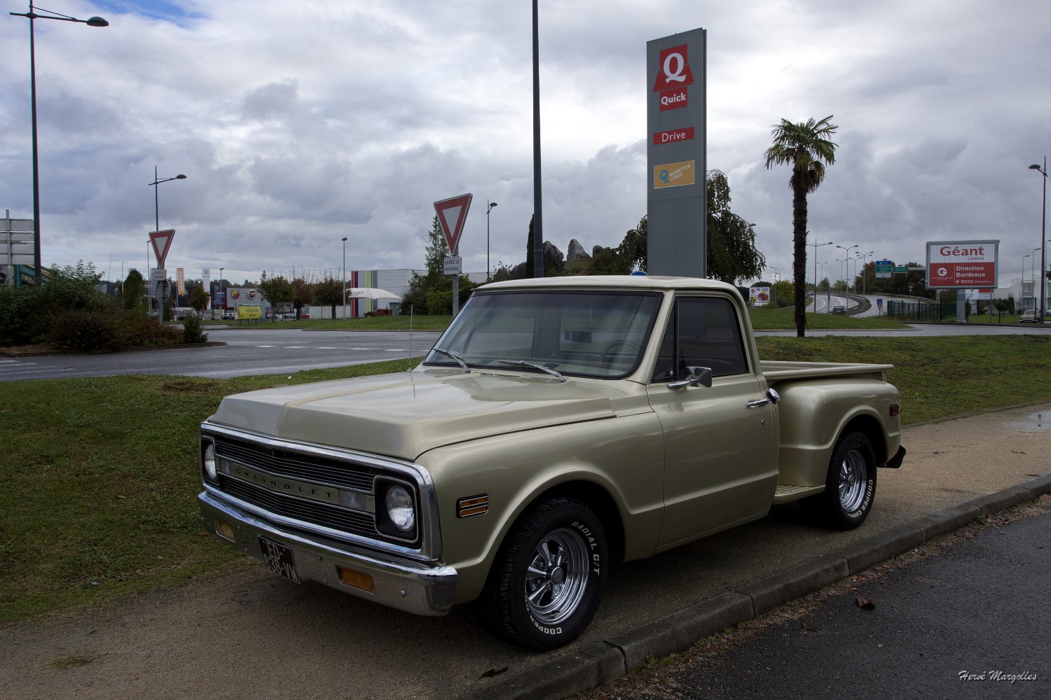 Chevrolet_PickUp-01.jpg