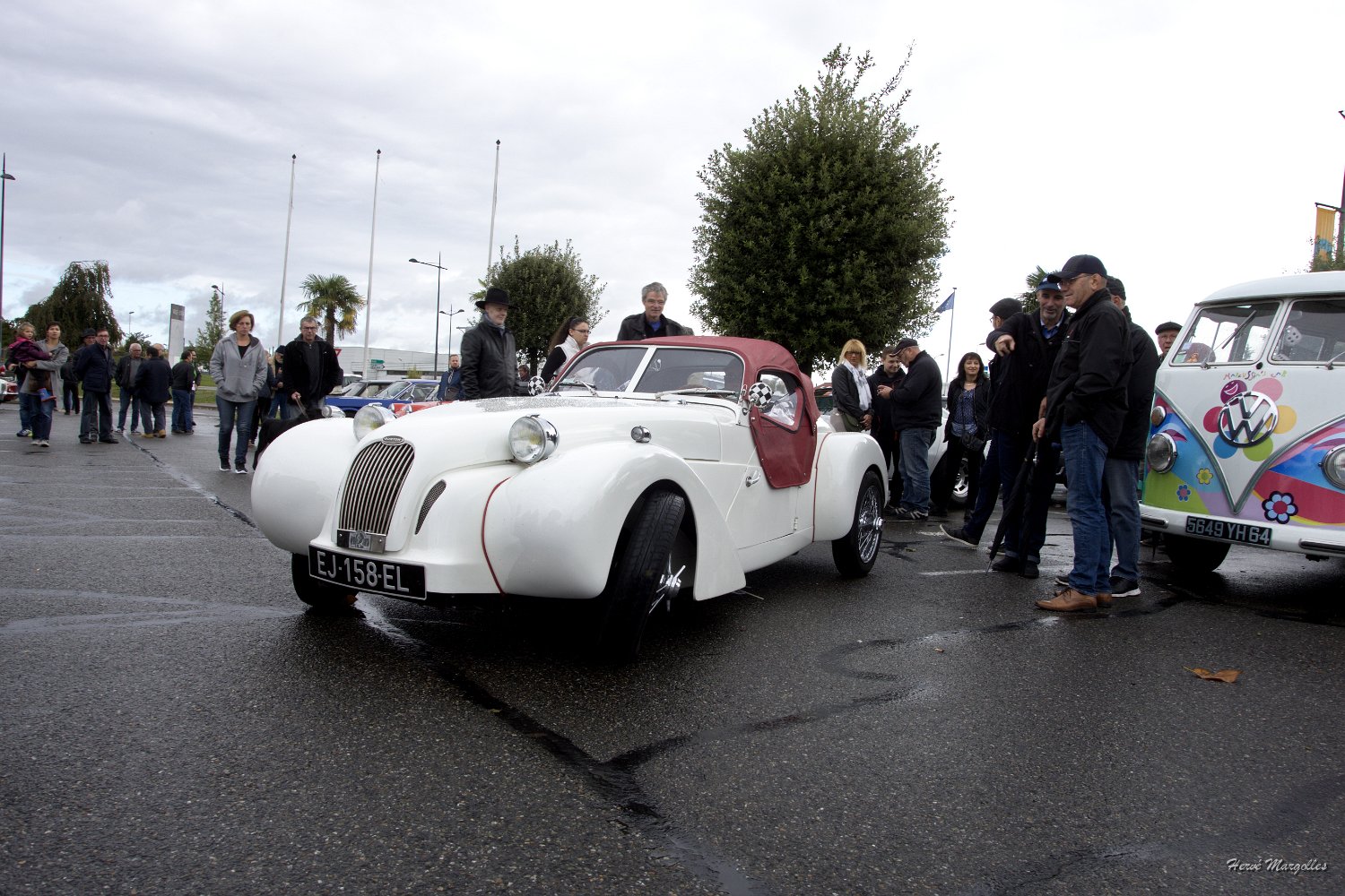 Citroen-2cv-01.jpg