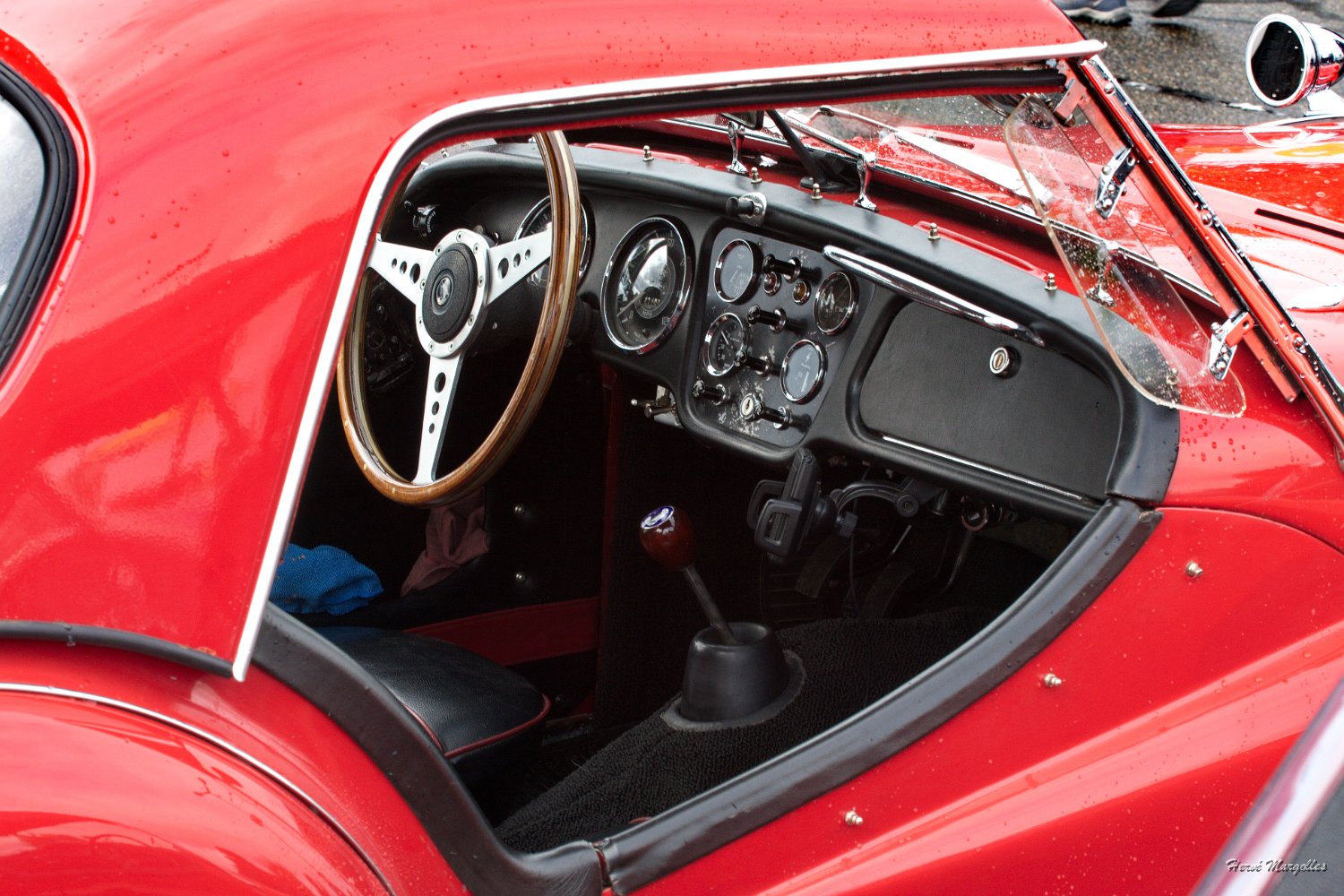 Triumph-02.jpg
