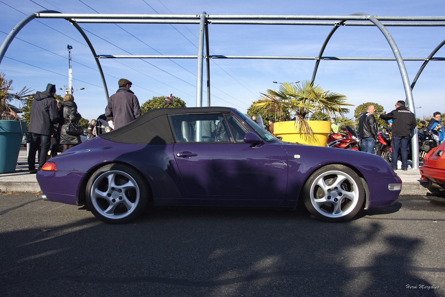 Porsche-911-02.jpg