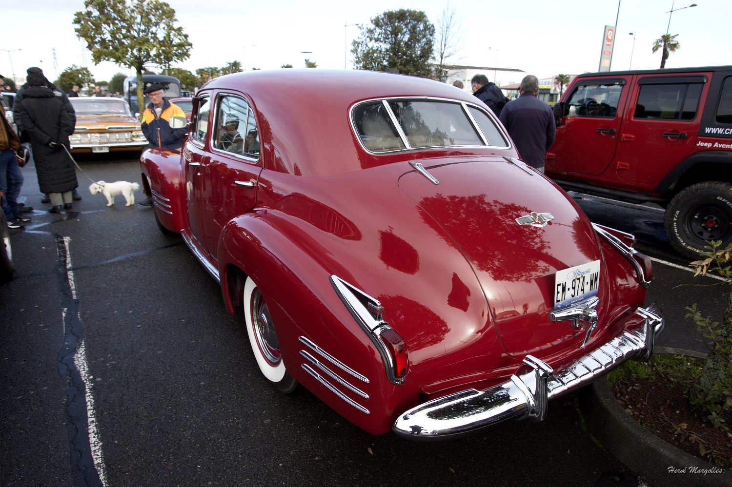 Cadillac-04.jpg