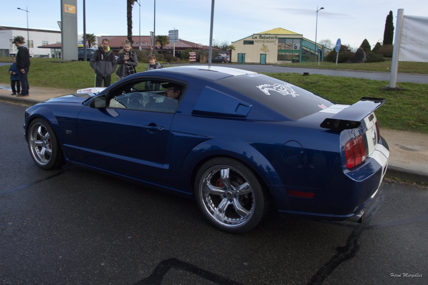 Ford-Mustang-01.jpg