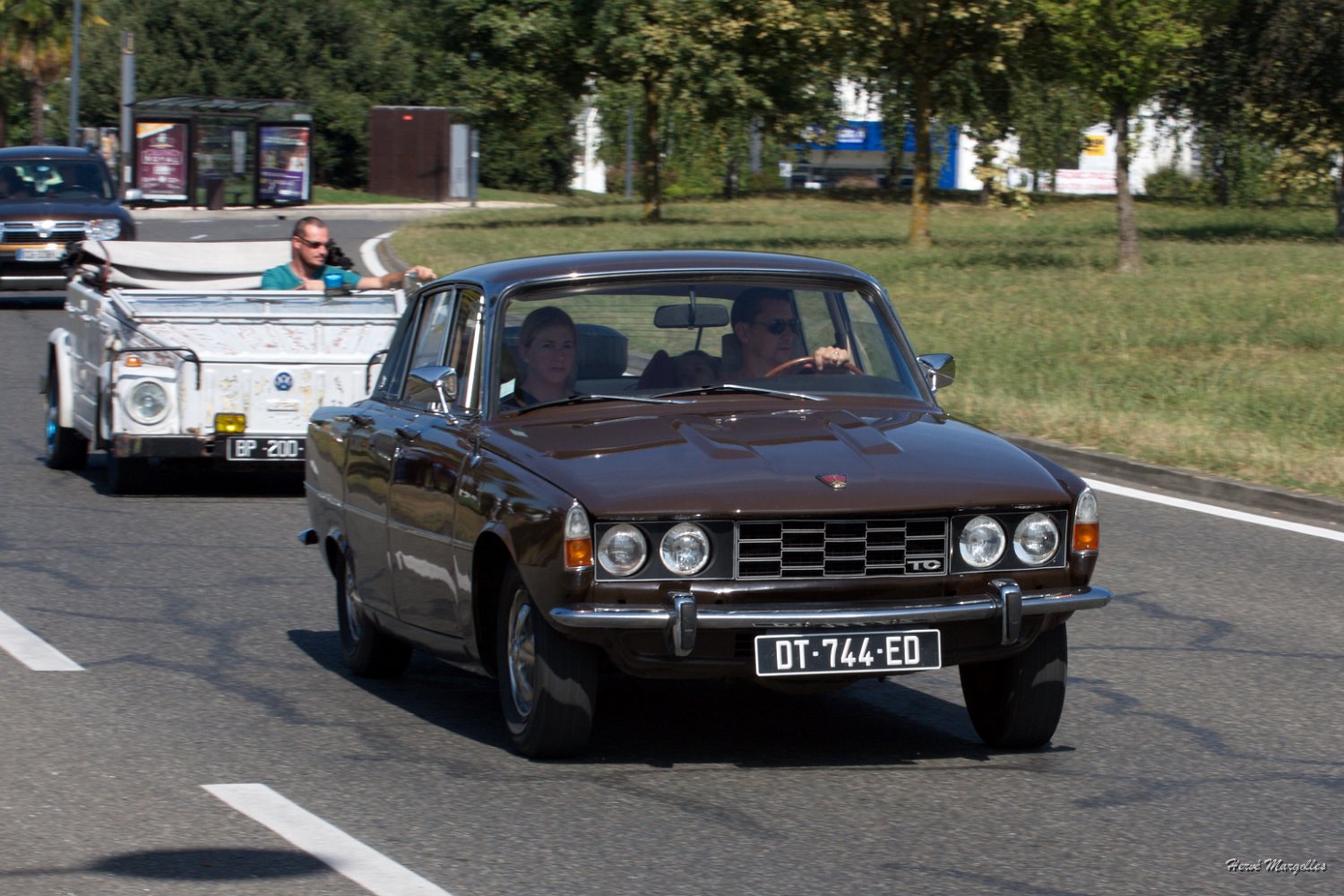 Rover-03.jpg