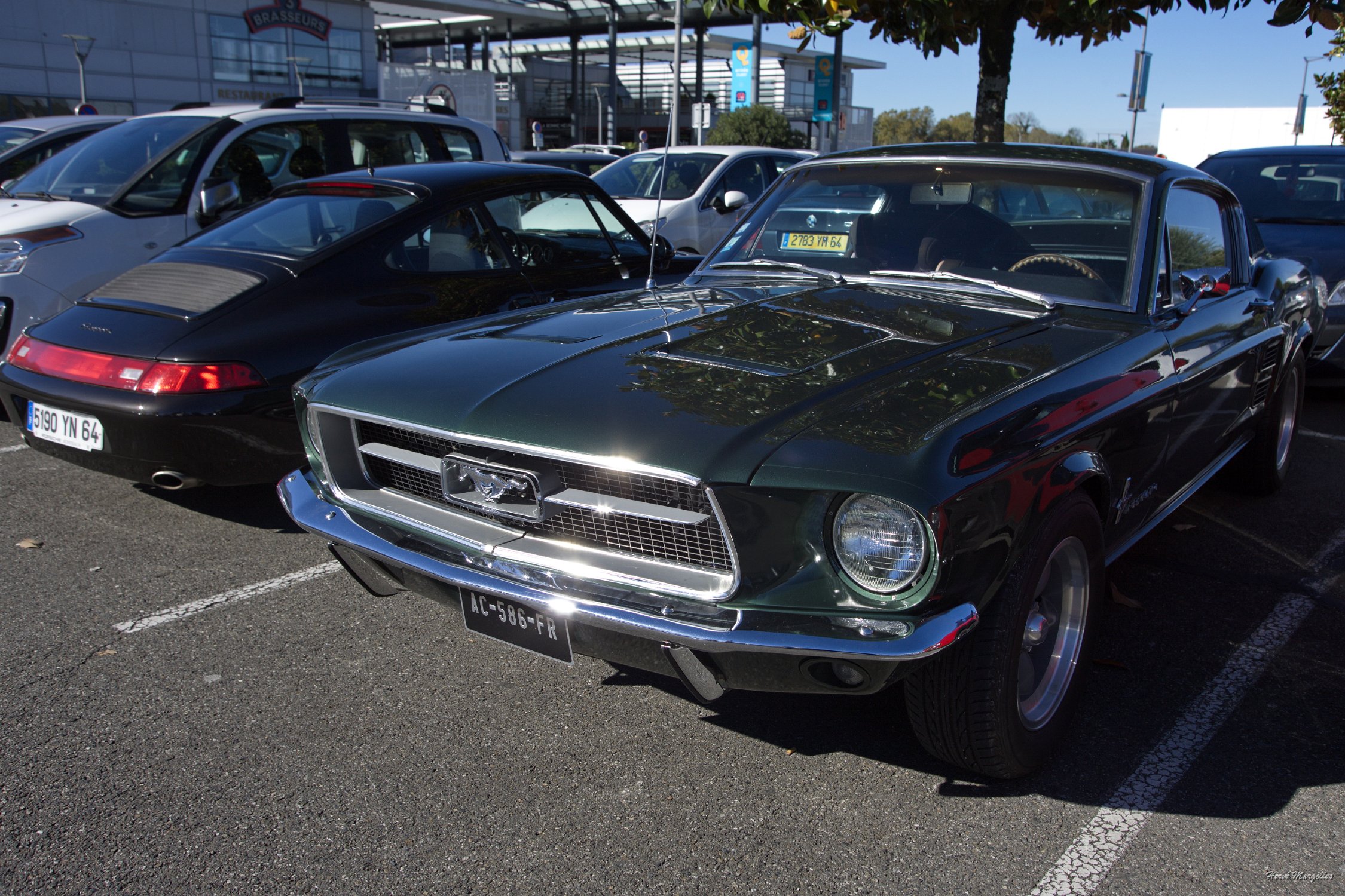 Ford-Mustang-02.jpg