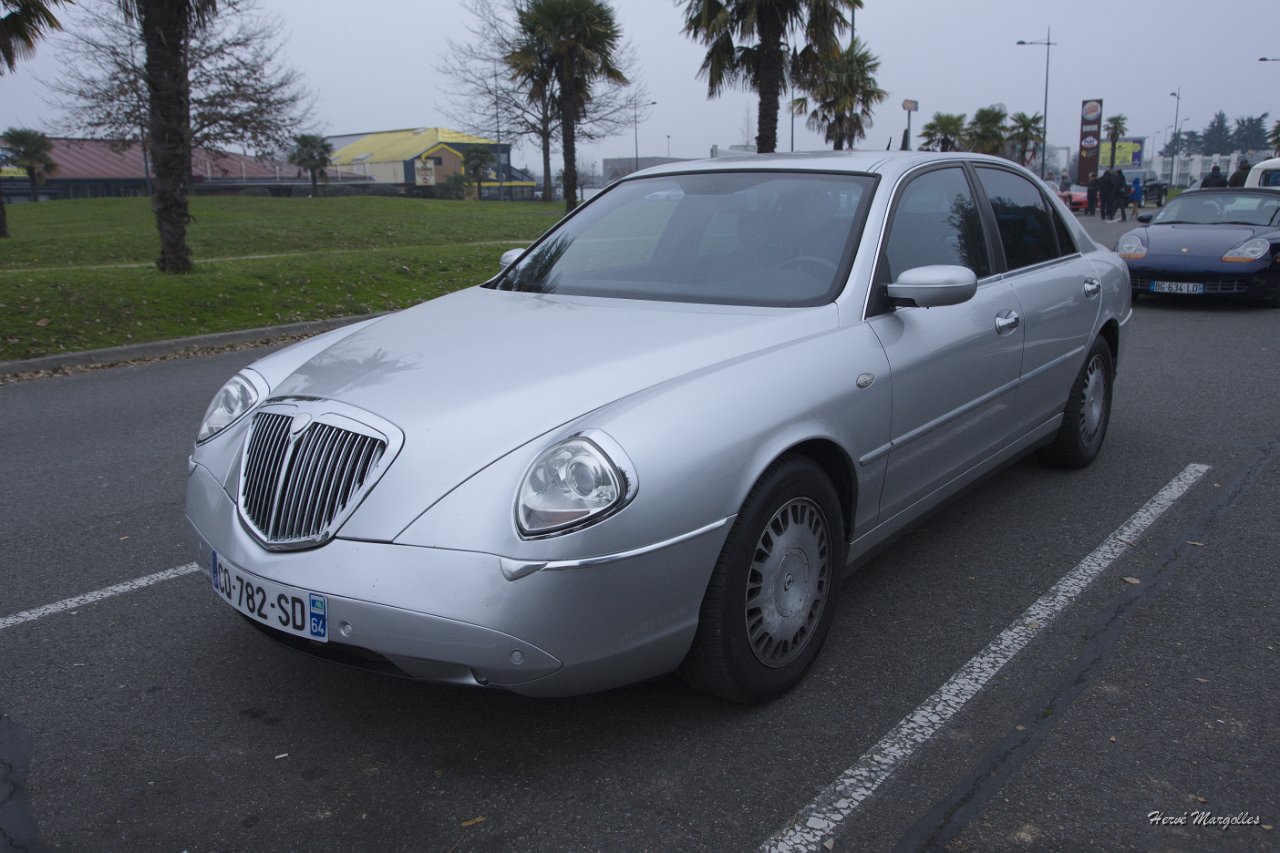 Lancia-Thesis-01.jpg