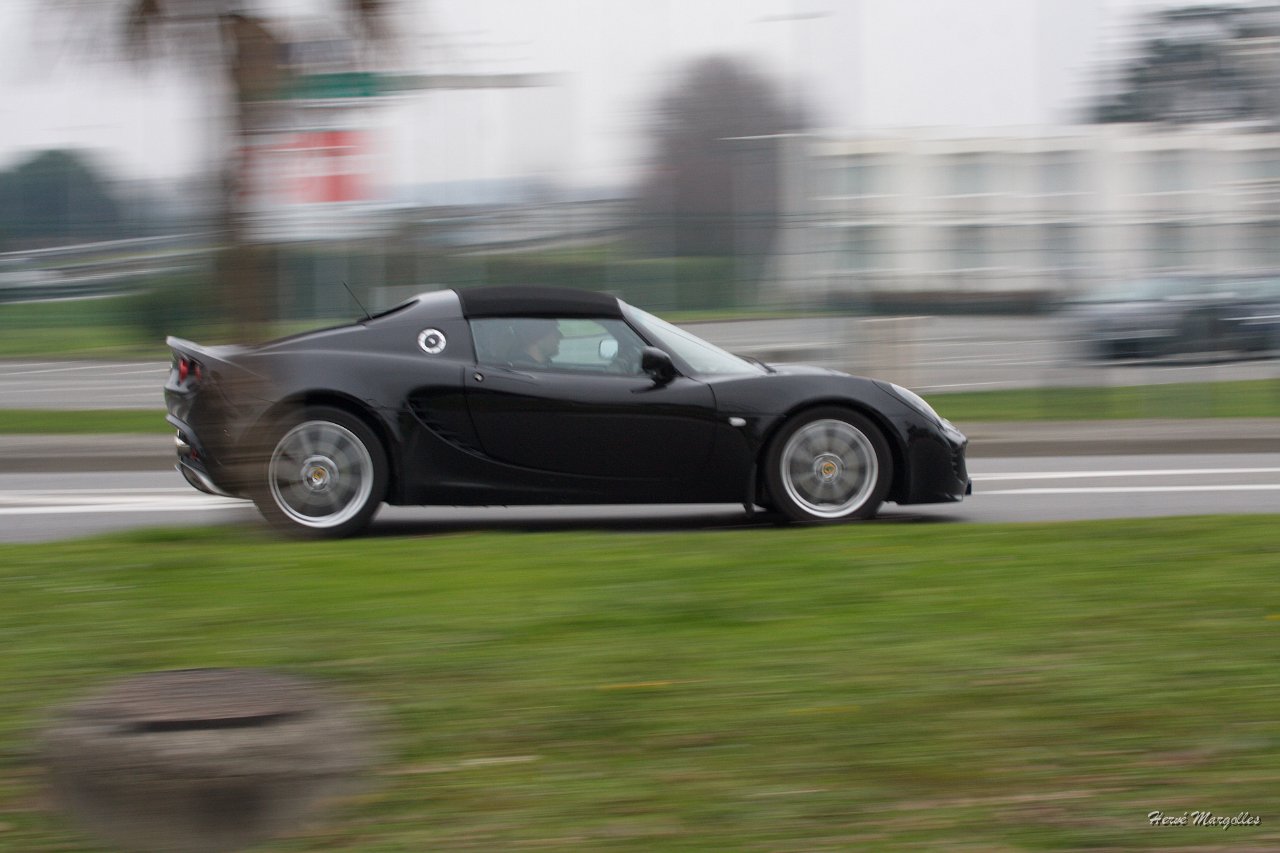 Lotus-Elise-01.jpg