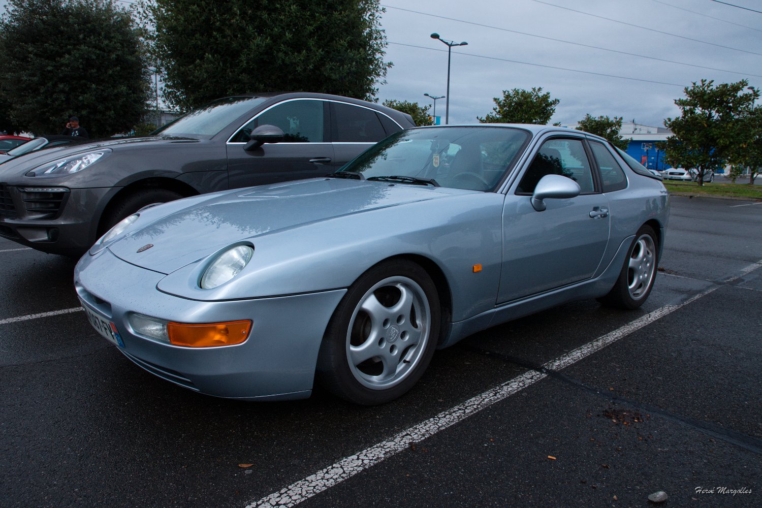 Porsche-968-02.jpg