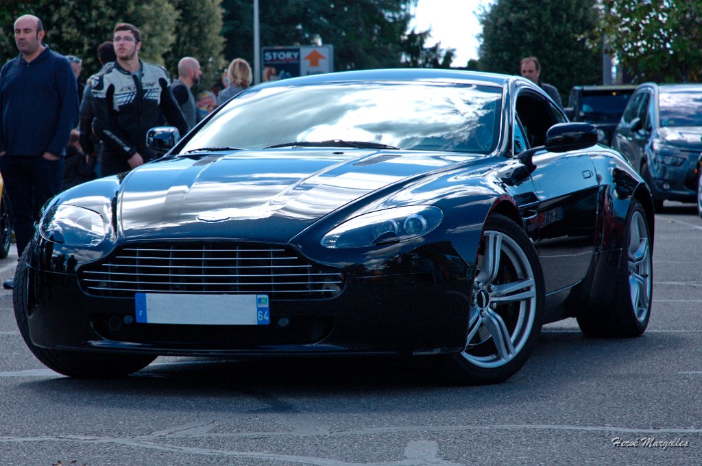 Aston-Martin-01.jpg