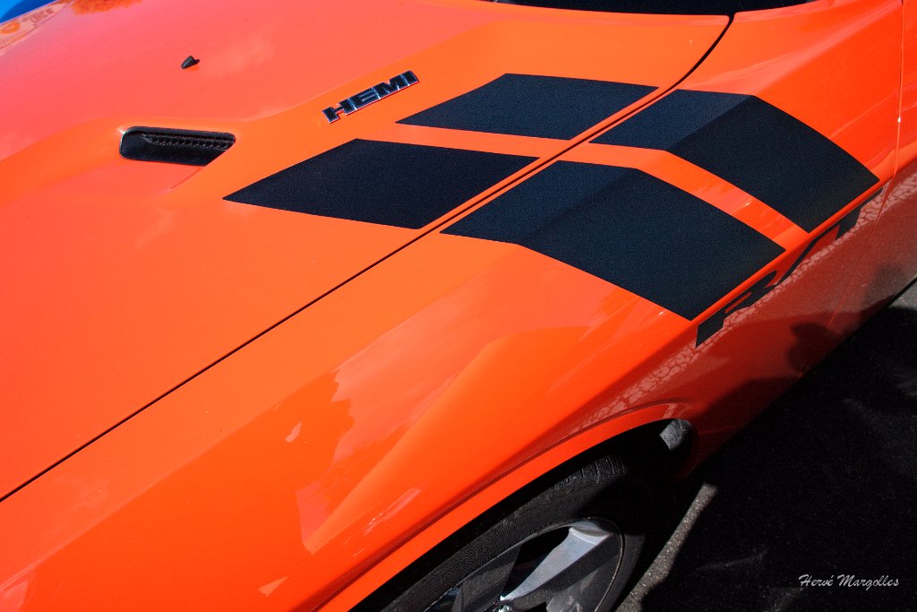 Dodge-Charger-01.jpg