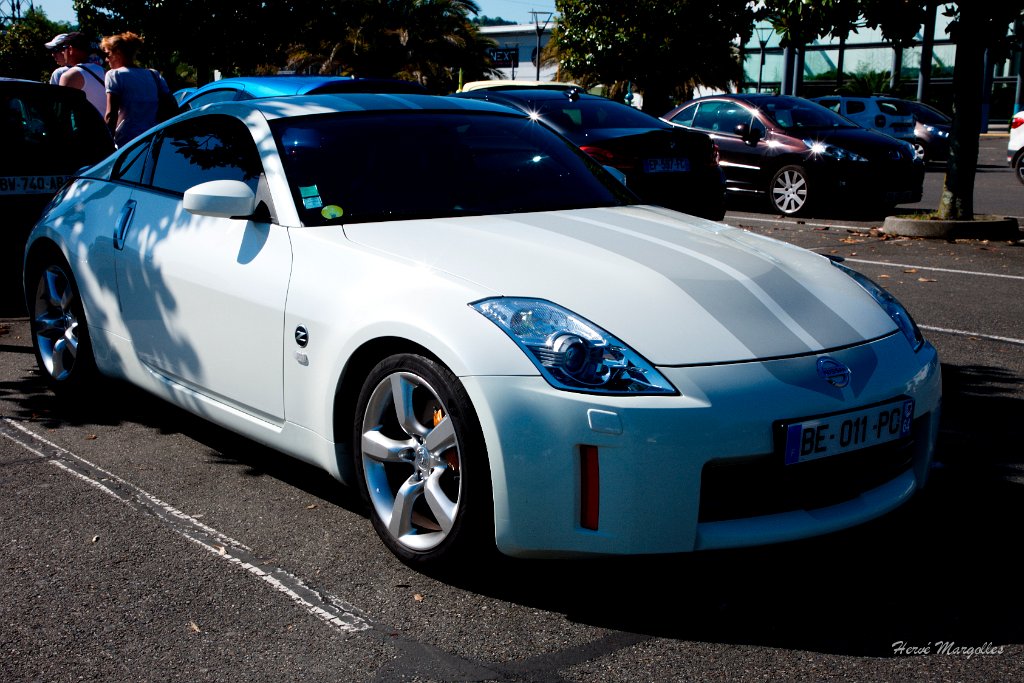 NISSAN-370Z-01.jpg