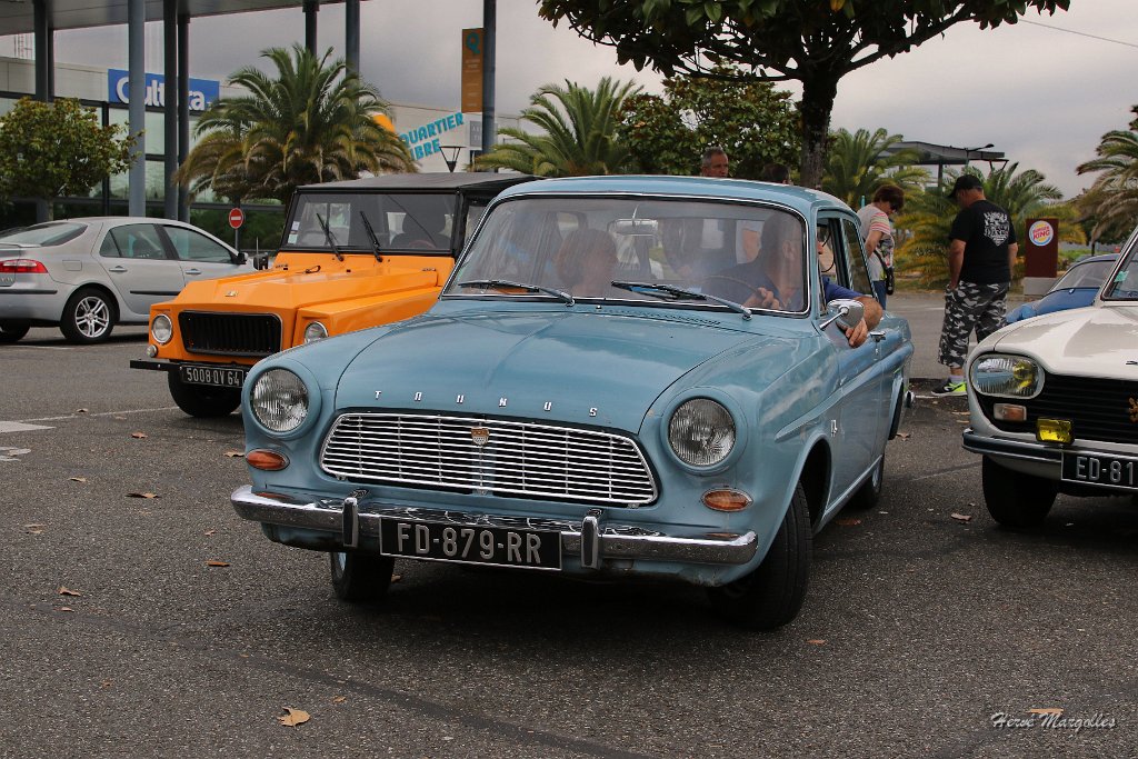 FORD-TAUNUS-12M-03.JPG