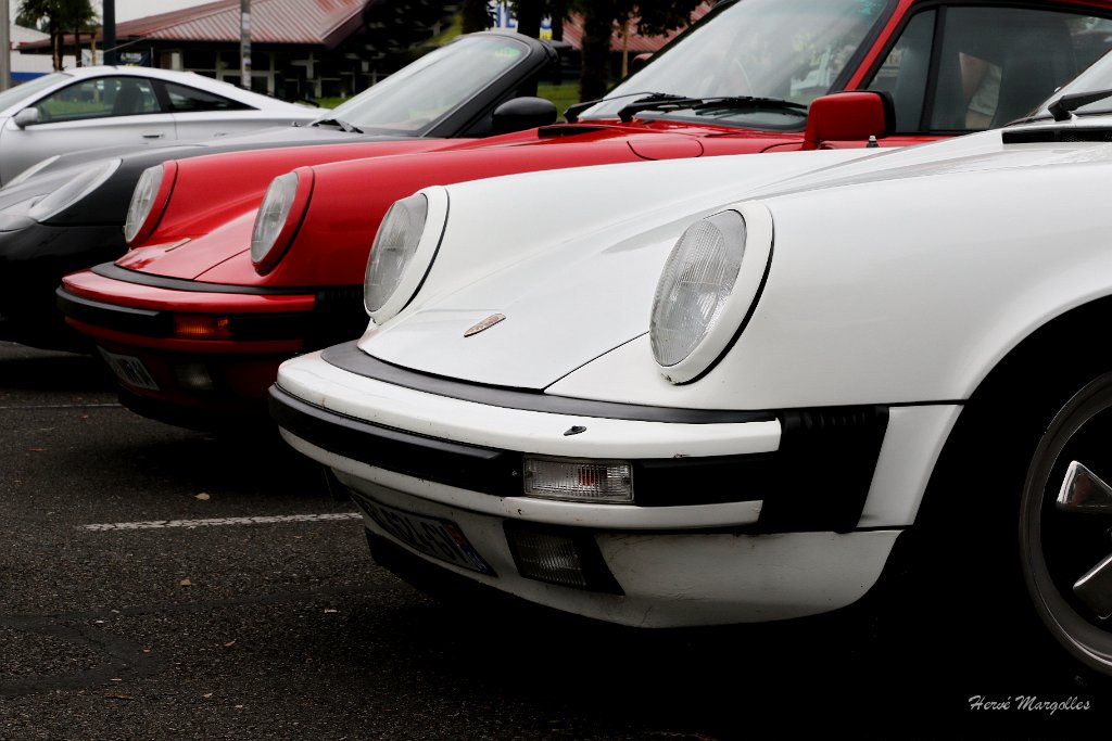 PORSCHE-03.JPG