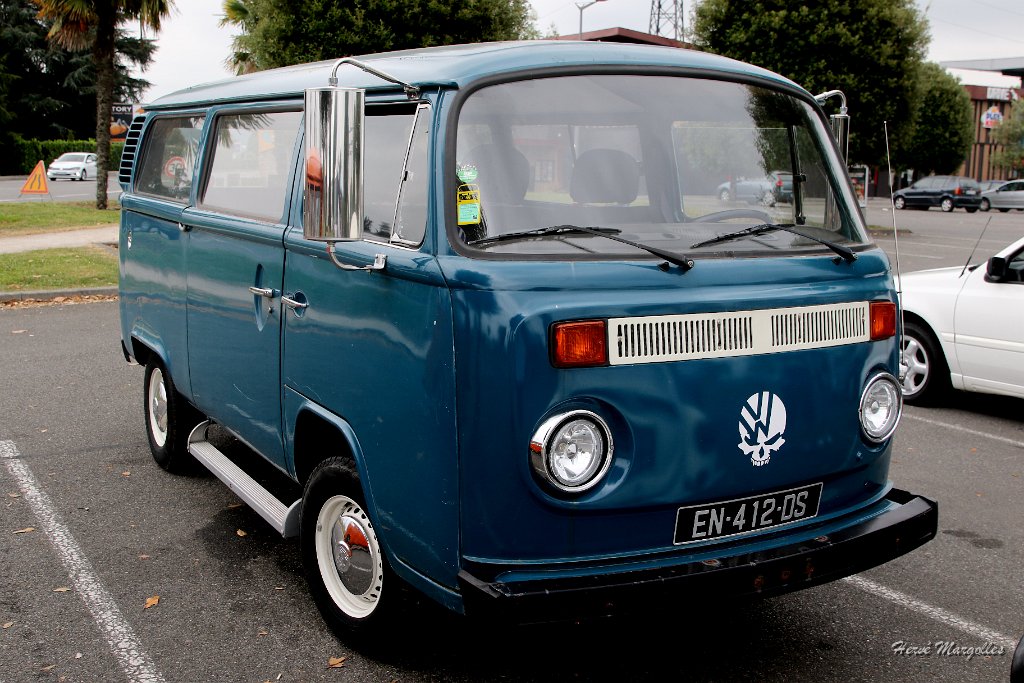 VW-COMBI-01.JPG