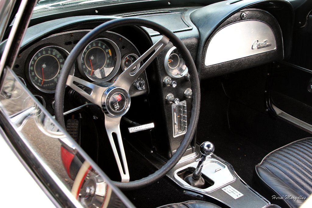 Chevrolet_Corvette-44.jpg