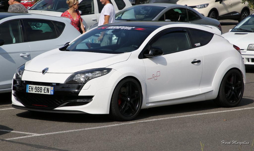 Renault-Megane-RS-01.jpg