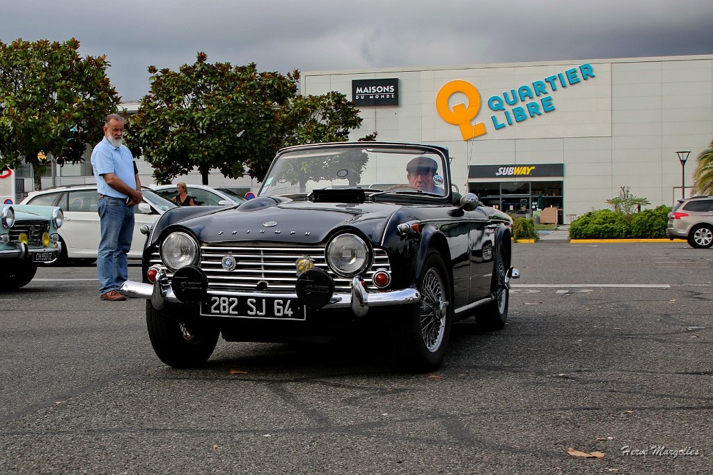 Triumph-TR4-01.jpg