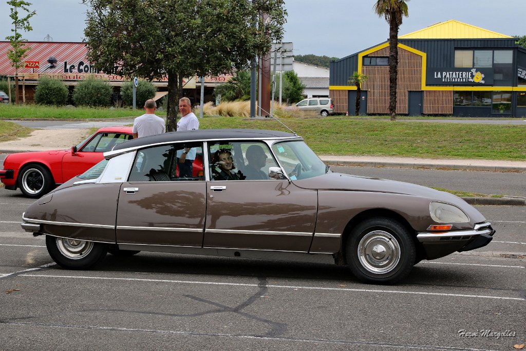 Citroen-DS-01.JPG