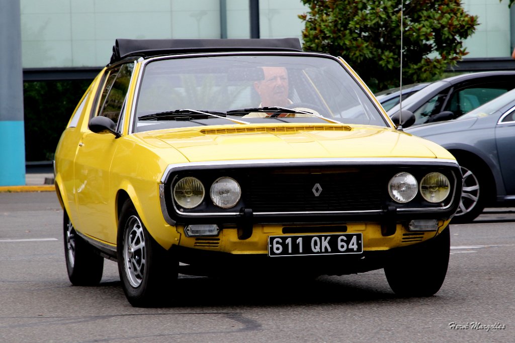 Renault-17-01.JPG