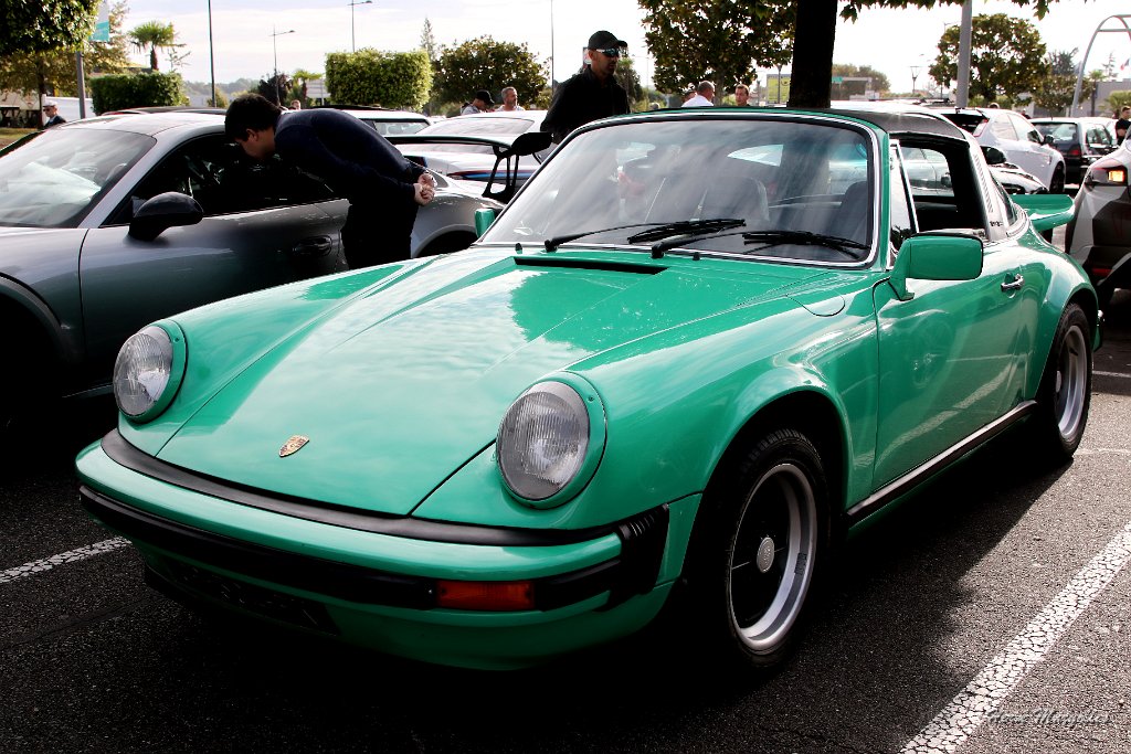 PORSCHE-911-02.JPG