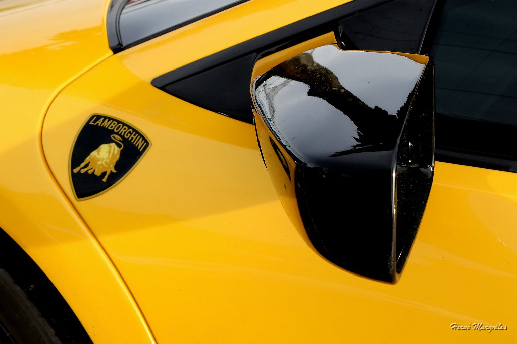 Lamborghini-01.JPG