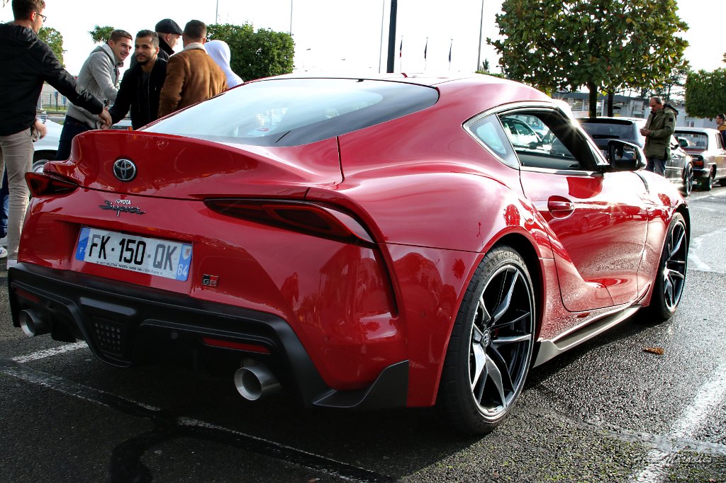 Toyota-Supra-03.JPG