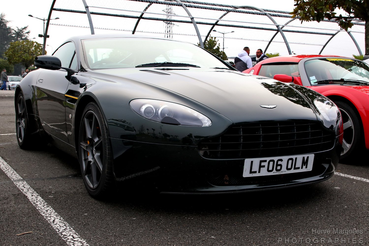 Aston-Martin-01.JPG