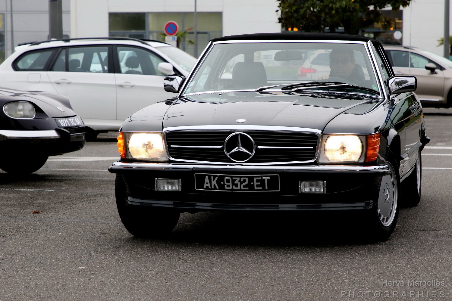 Mercedes-01.JPG