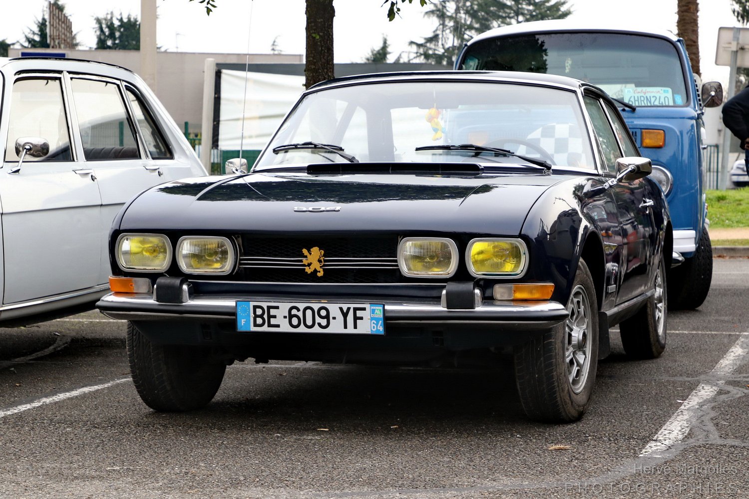 Peugeot-504-Cab-01.JPG