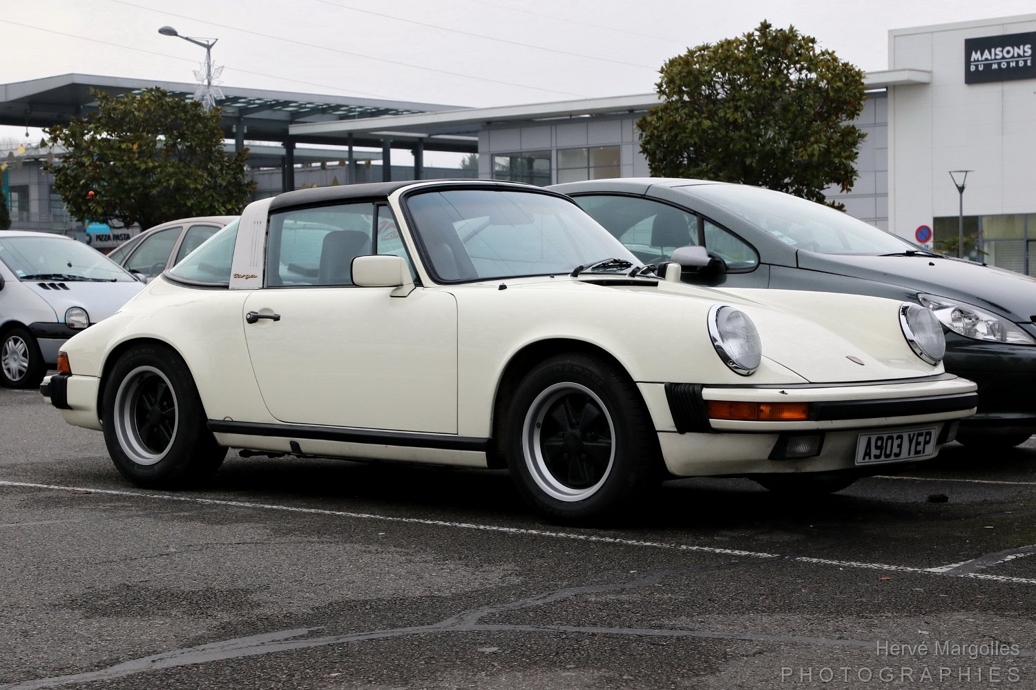 Porsche-911-01.JPG