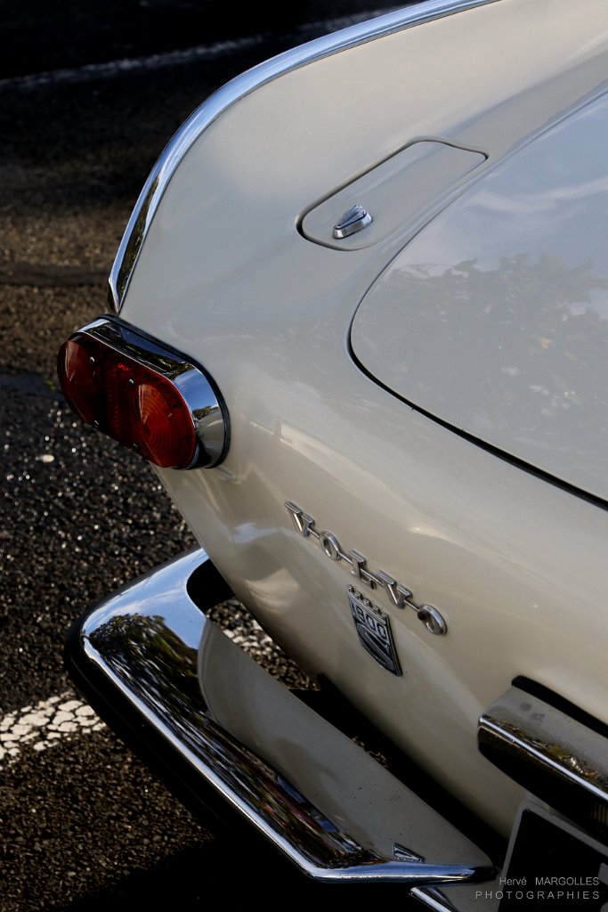 Volvo-P1800-06.jpg