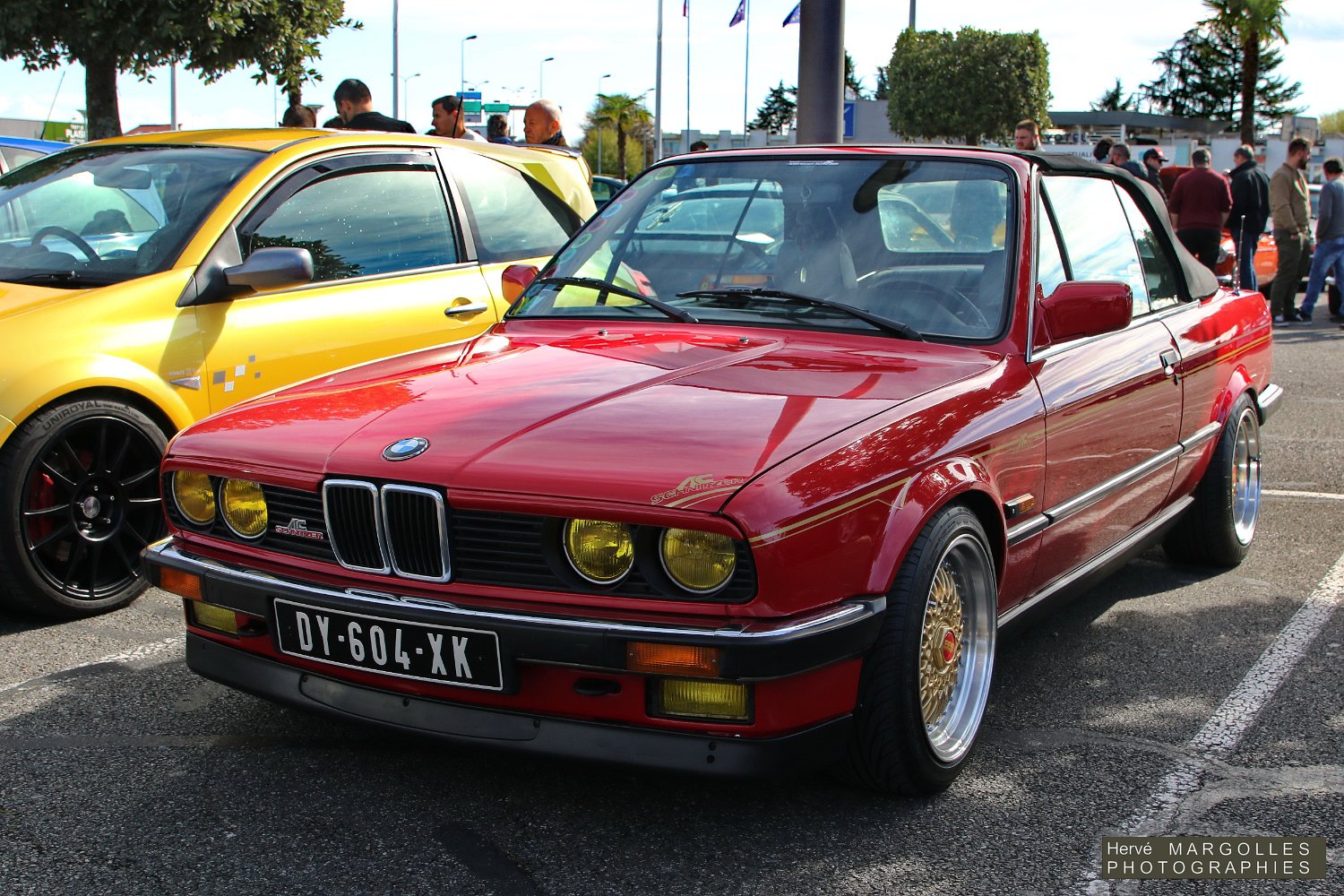 BMW-320i-01.jpg