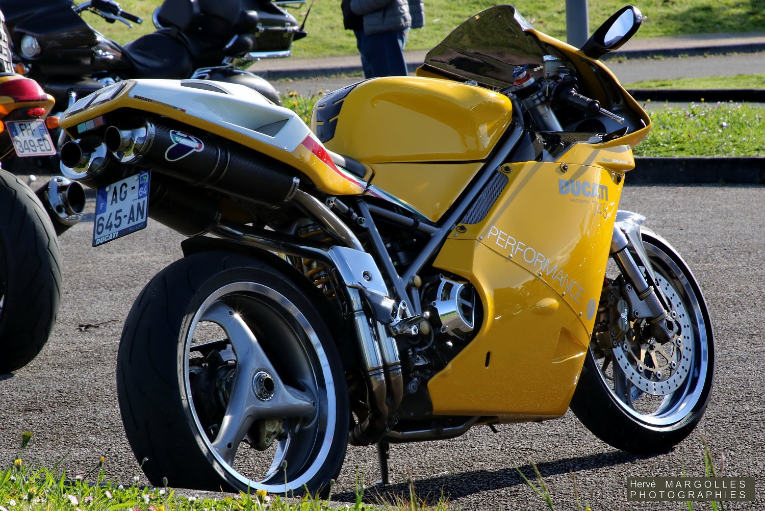 Moto-01.jpg