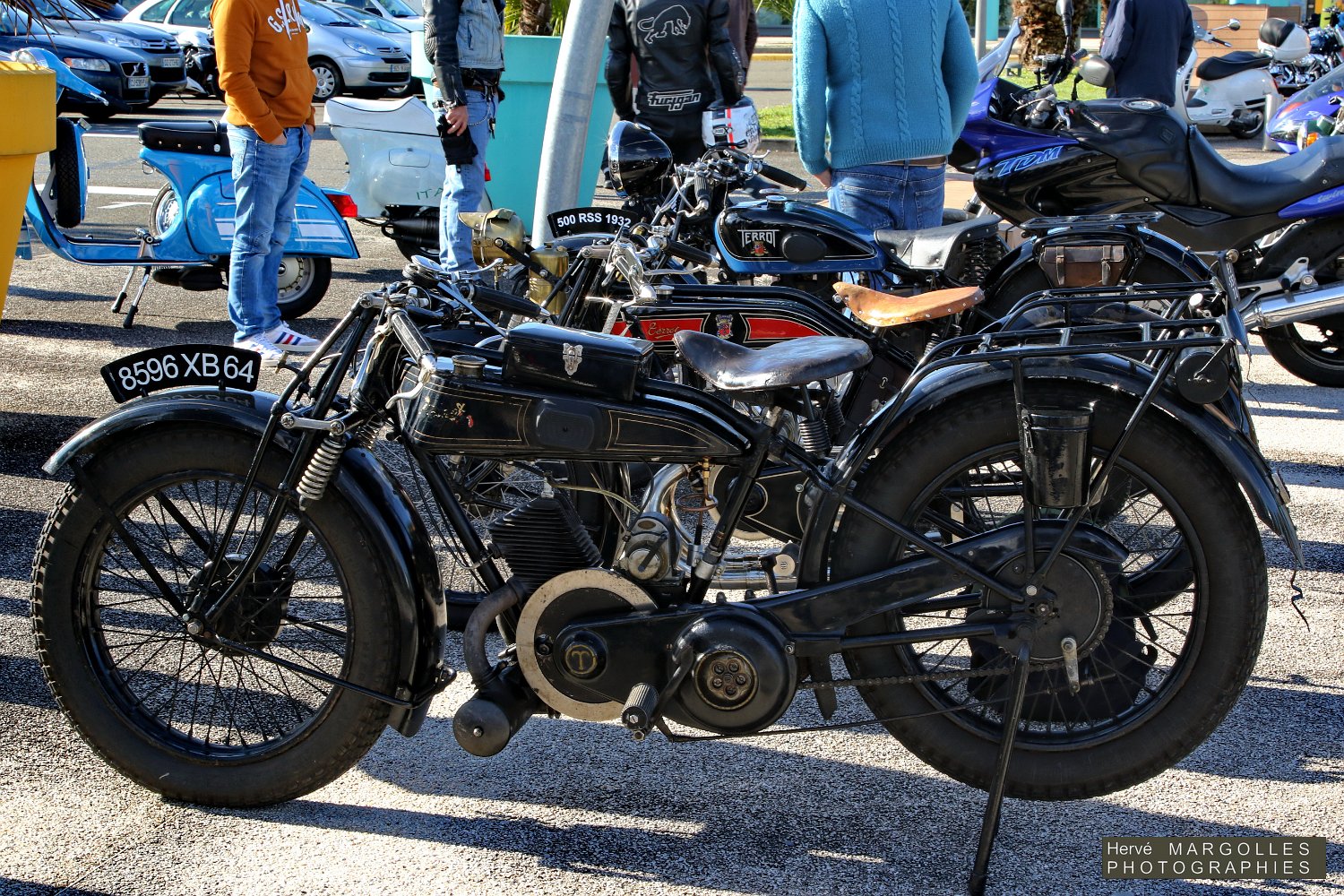 Moto-02.jpg