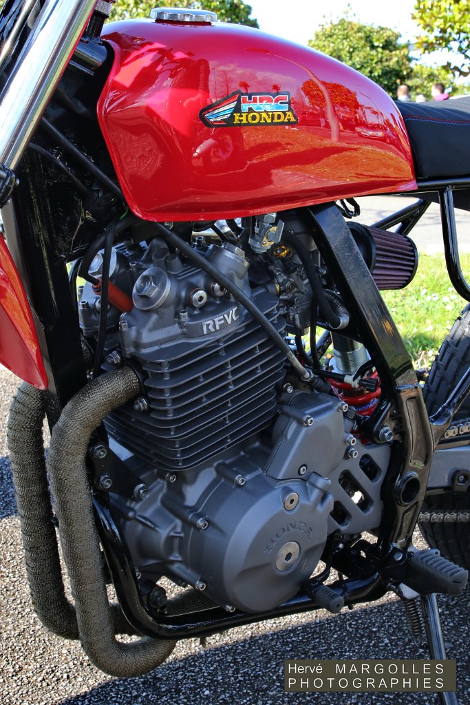Moto-03.jpg