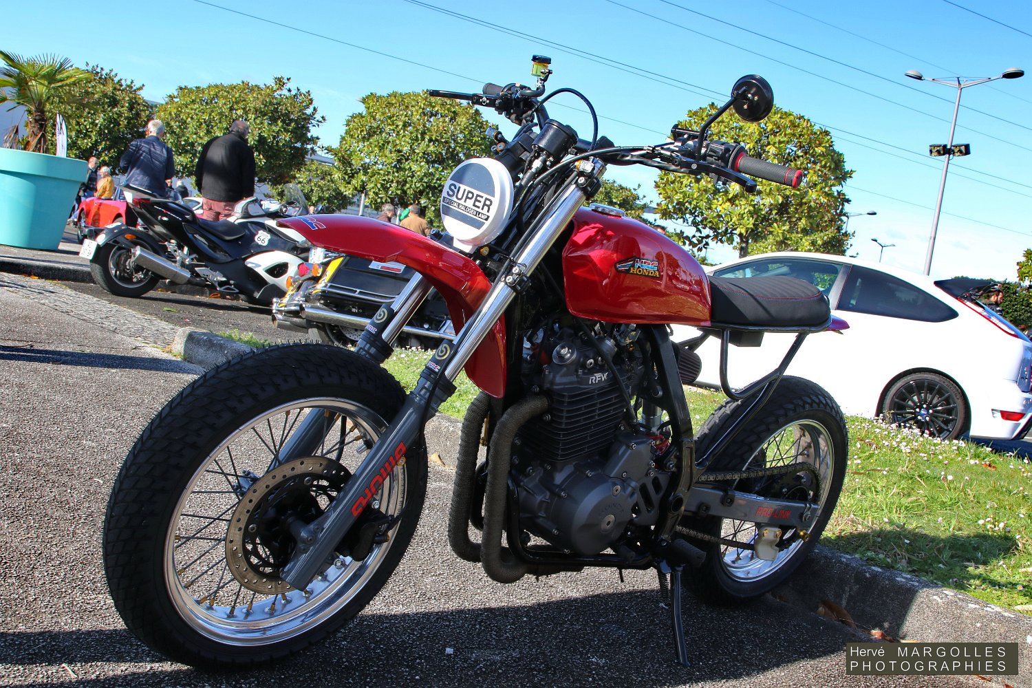 Moto-04.jpg