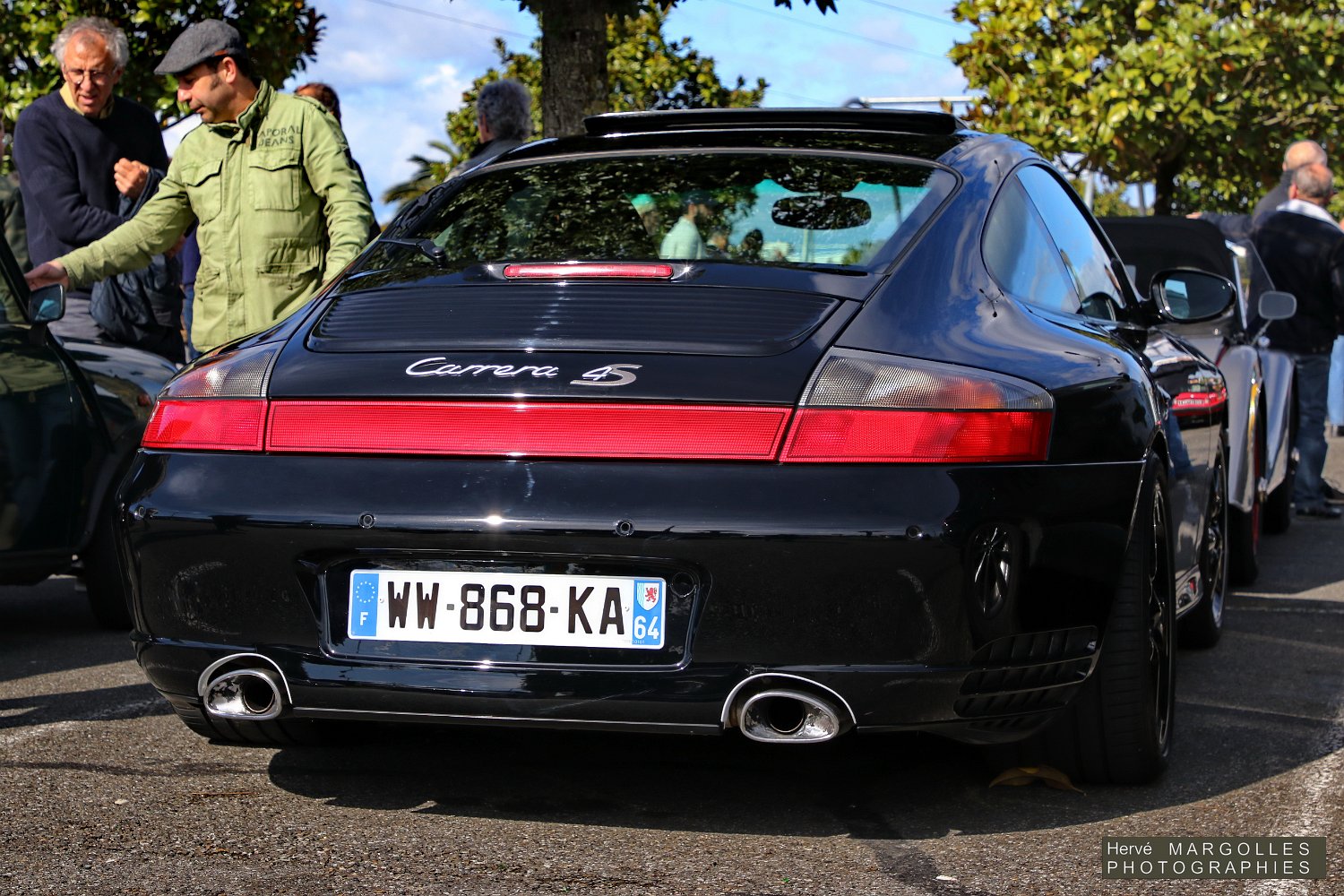 Porsche-911-Carrera-4S_01.jpg