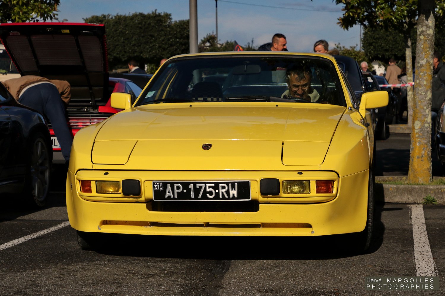 Porsche-944_01.jpg