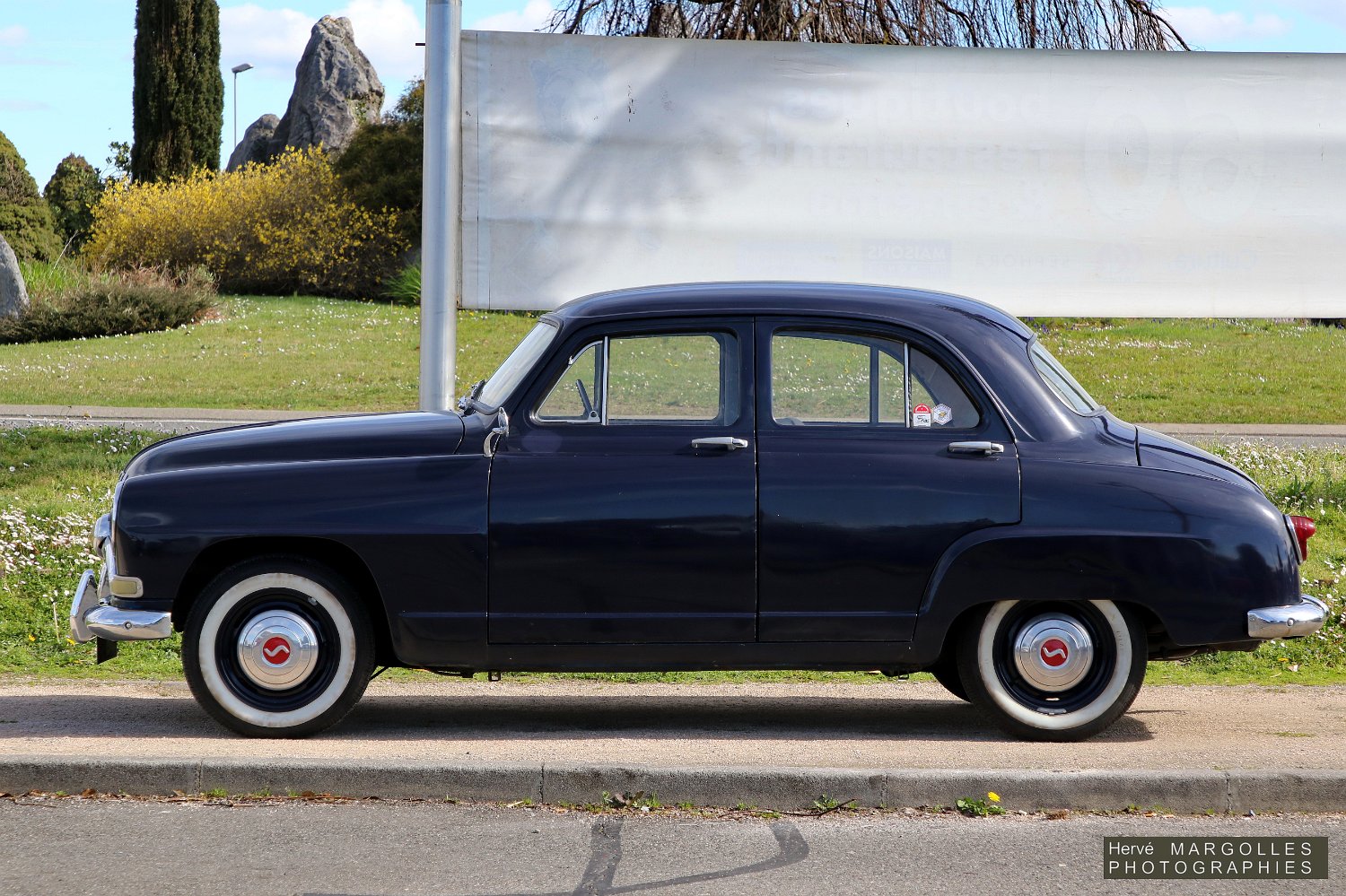 Simca-01.jpg