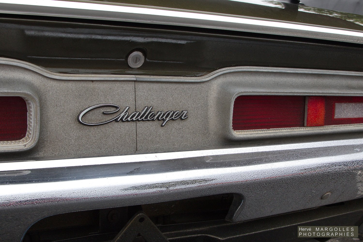 Dodge-Chalenger-04.jpg