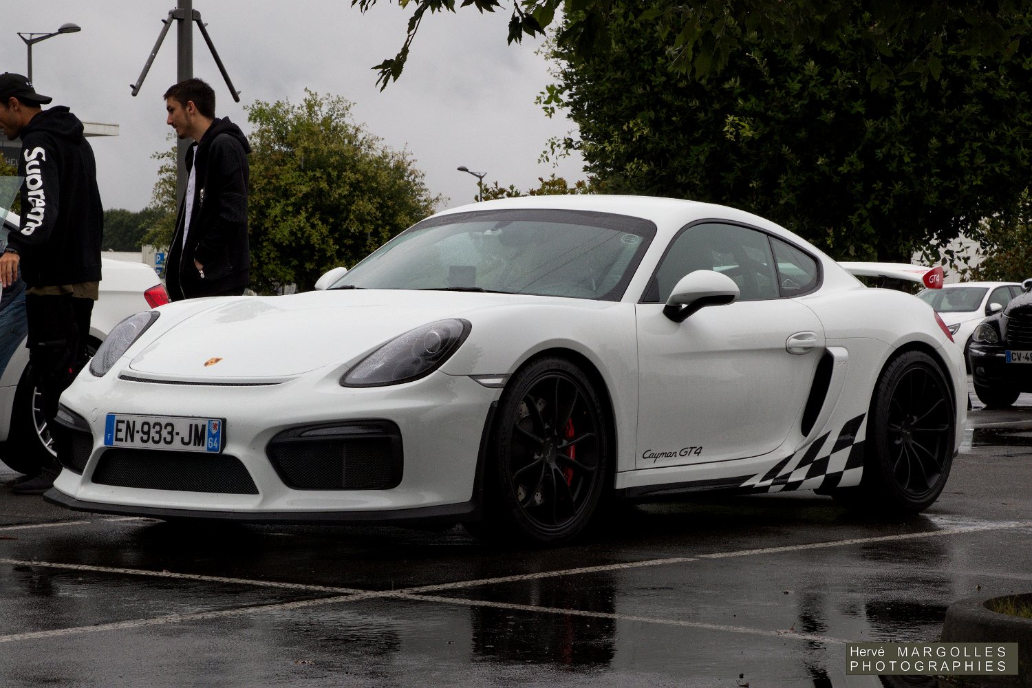 Porsche-Cayman-GT4-03.jpg