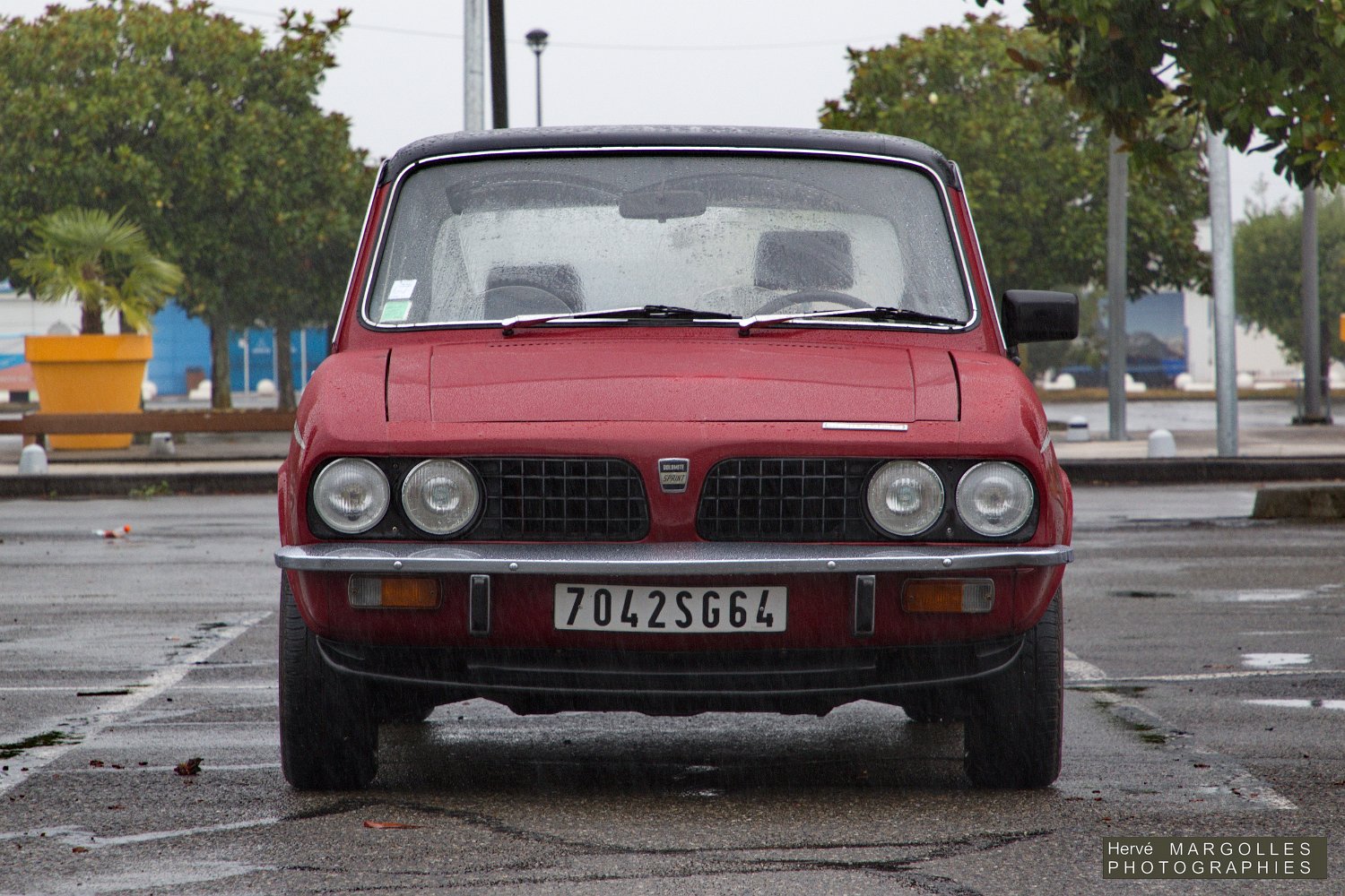 Triumph-Dolomite-02.jpg