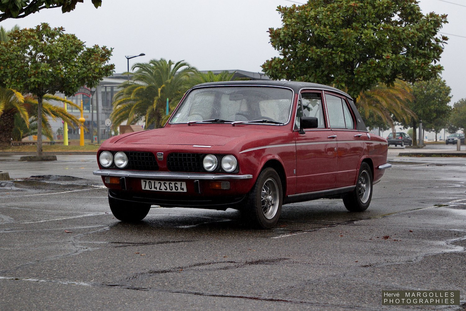 Triumph-Dolomite.jpg
