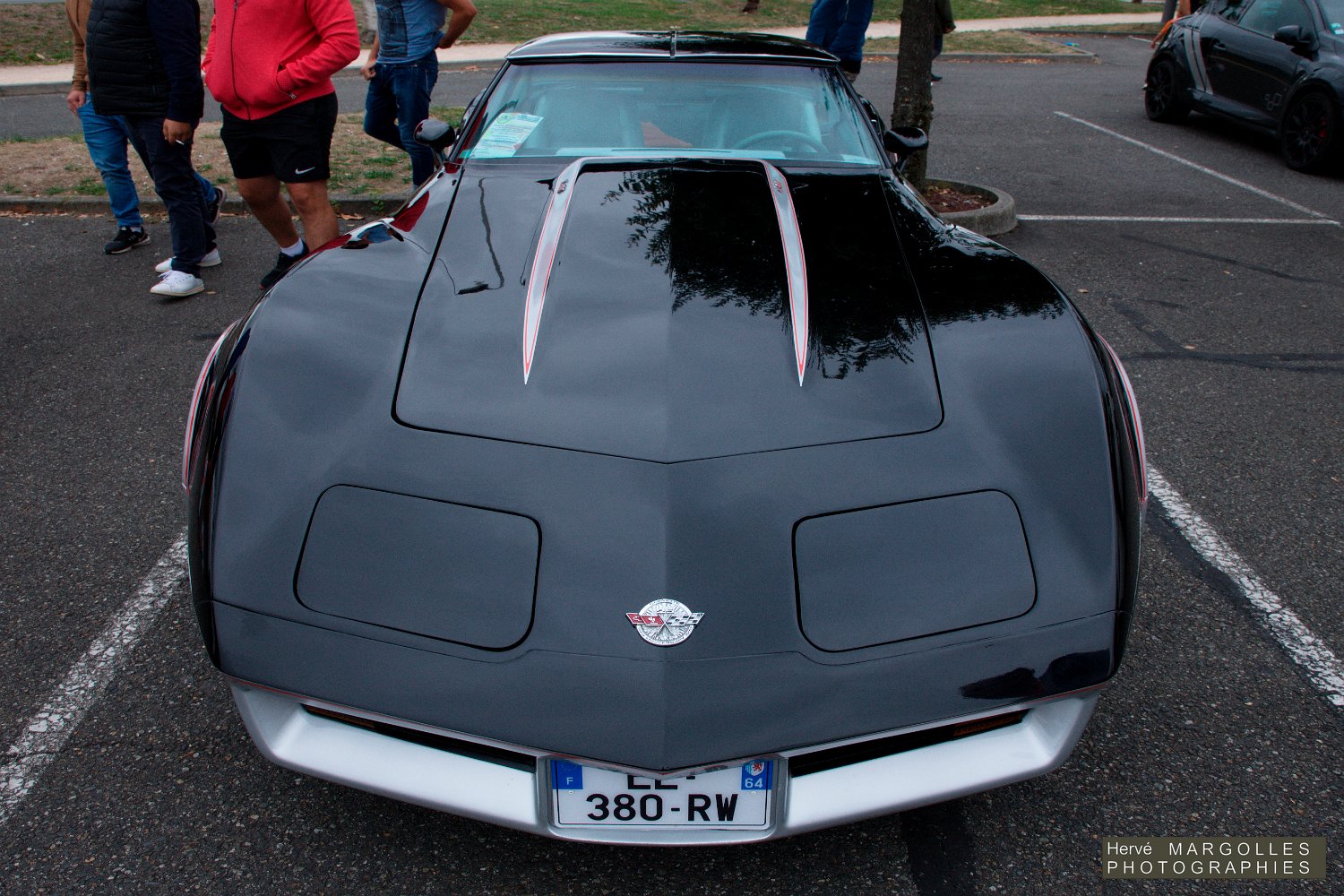 Chevrolet-Corvette_03.jpg