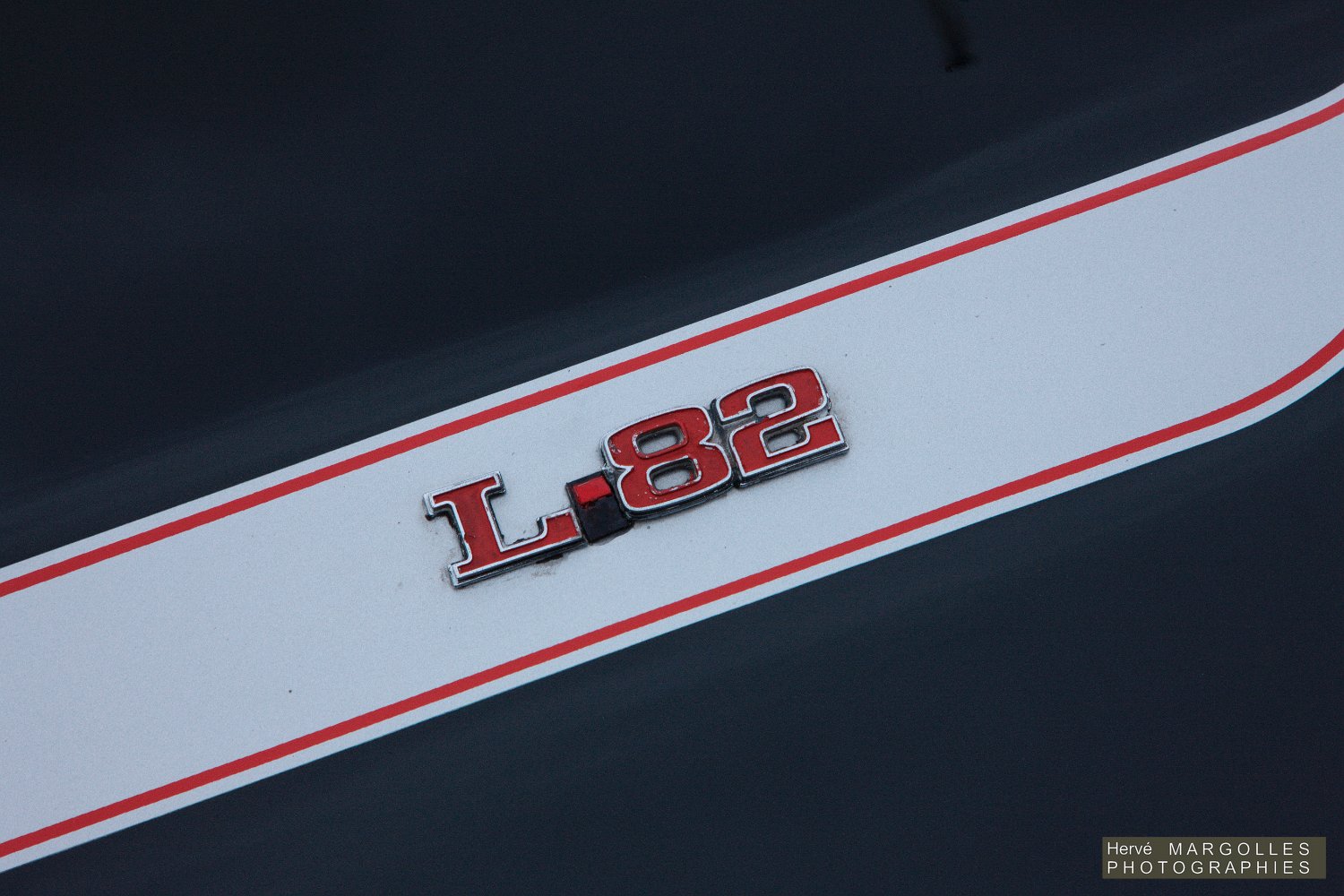 Chevrolet-Corvette_04.jpg