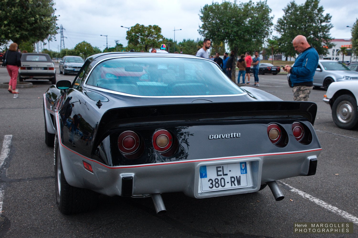 Chevrolet-Corvette_05.jpg