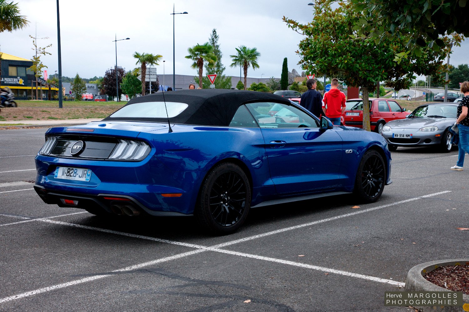 Ford-Mustang_04.jpg