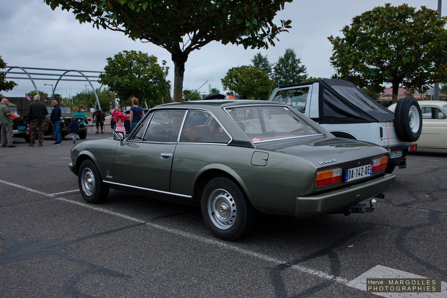 Peugeot-504_01.jpg