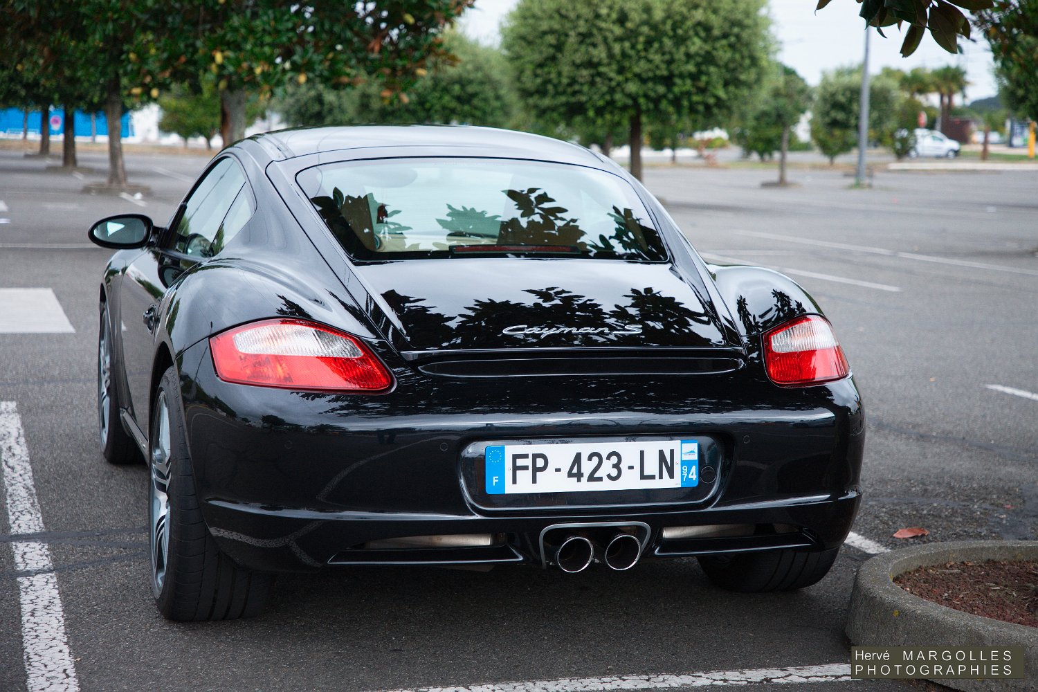 Porsche-Cayman_01.jpg