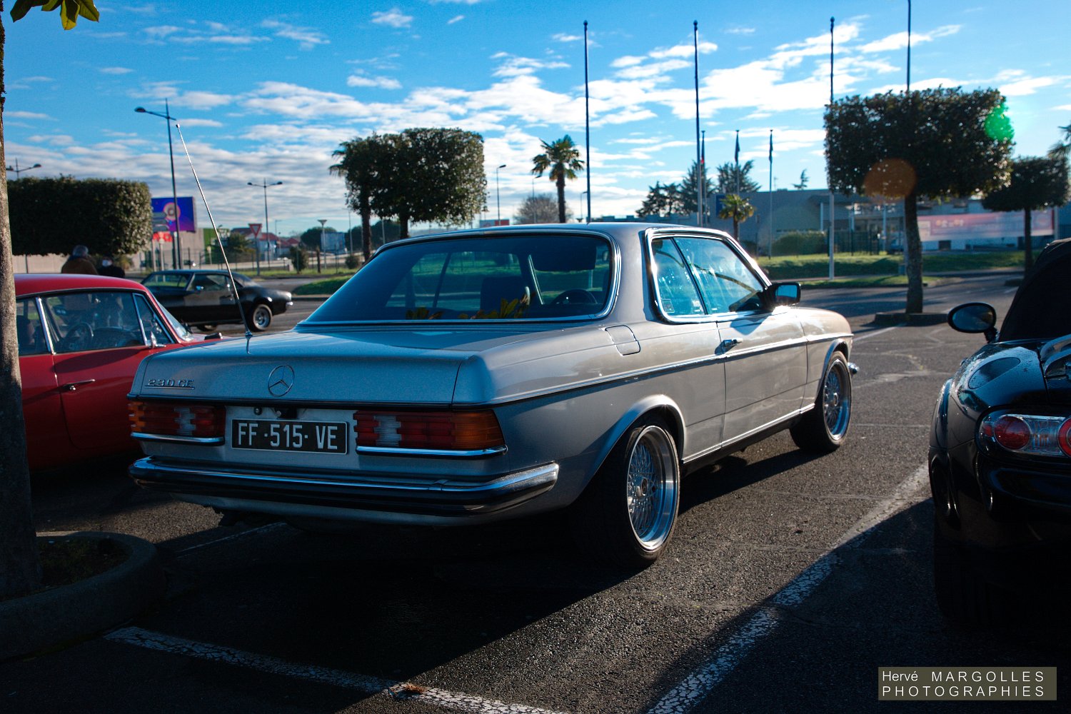 Mercedes-01.jpg